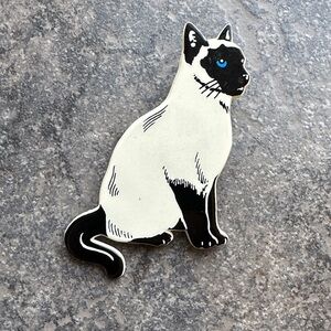 Black and White Enamel Siamese Cat Pin made in UK. 2-1/2”
